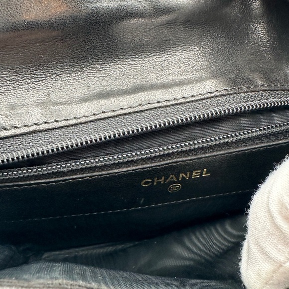 Chanel CC Clasp Wallet - Picture 9 of 10